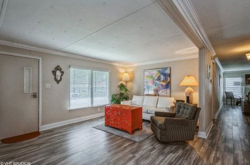 422 Dolphin Dr, Oldsmar, FL 34677-2537