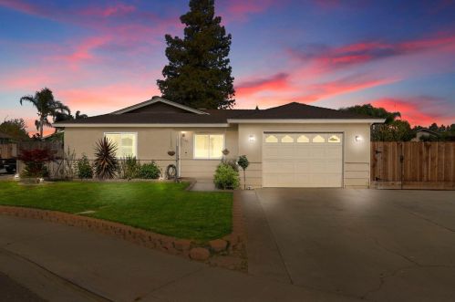 6148 San Juan Ct, Riverbank, CA 95367-2742
