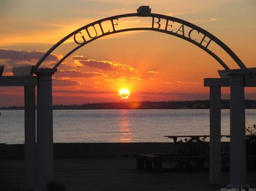 32 Indian Hl Rd, Milford CT  06460-7241 exterior