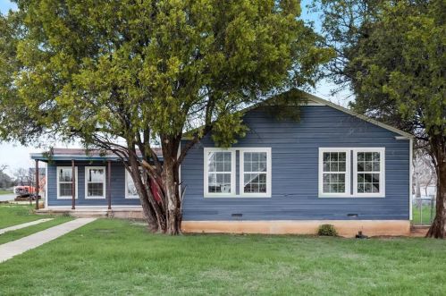 5838 Wellesley Ave, Fort Worth, TX 76107-6675
