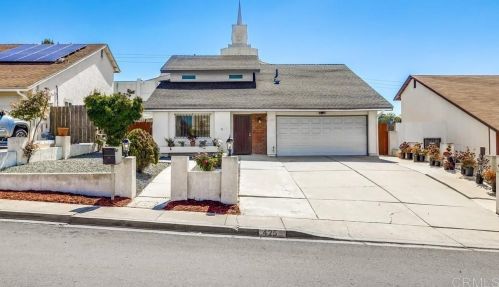 425 Ozzie Way, San Diego, CA 92114-5536