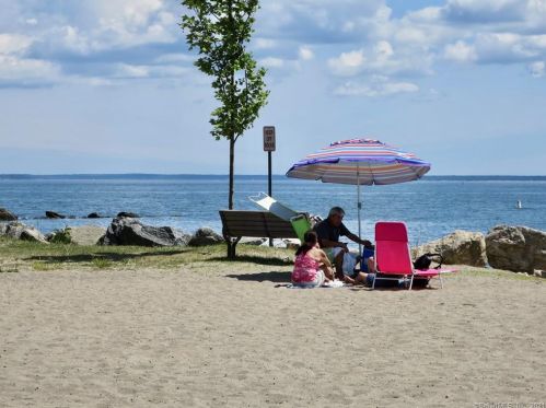 365 Sylvan Knl Rd, Stamford CT  06902-5348 exterior