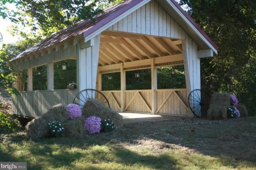 1791 Warrenton Rd, Fredericksburg VA  22406-4909 exterior
