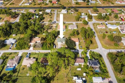 4204 6th St, Lehigh Acres, FL 33976-2125
