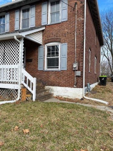 12 Foundry St, Stroudsburg, PA 18360-1406