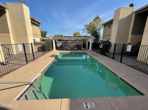 729 Coolidge St, Phoenix, AZ 85013-2636