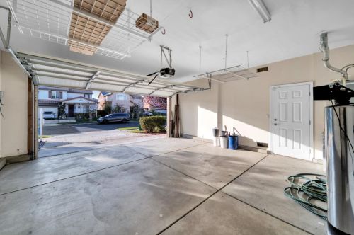 16278 Prairie Fire Ct, Lathrop CA  95330-8963 exterior