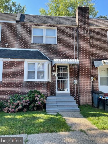 1344 Decatur St, Camden NJ  08104-1734 exterior