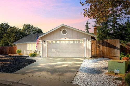 6819 High Sun Ct, Citrus Heights, CA 95621-8303
