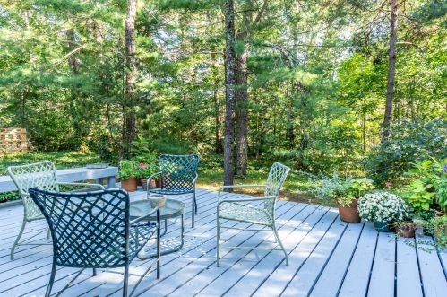 2163 Old Kings Hwy, Wellfleet MA 02667-7823 exterior