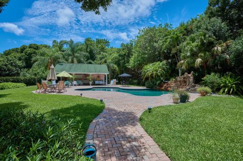 5175 8 St, Vero Beach FL 32968-9712 exterior