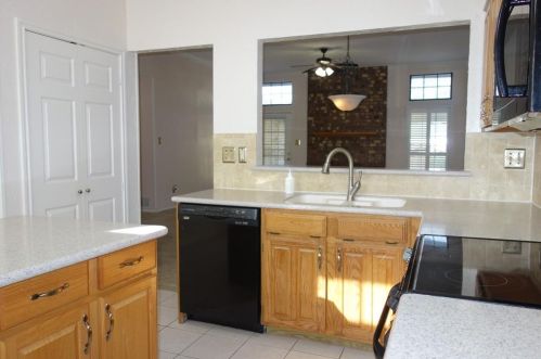 989 Downey Dr, Lewisville TX  75067-7435 exterior