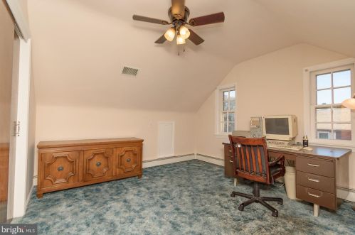 556 Leverington Ave, Philadelphia PA 19128-3314 exterior