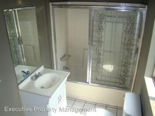 2209 Quincy Dr, Bakersfield CA  93306-4035 exterior