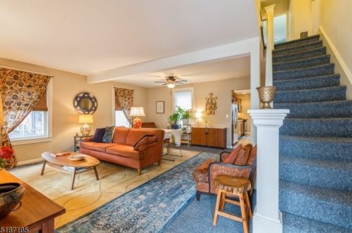 55 Kiel Ave, Kinnelon NJ  07405-1304 exterior