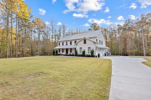 215 Diamond Pt, Fayetteville GA  30215-5149 exterior