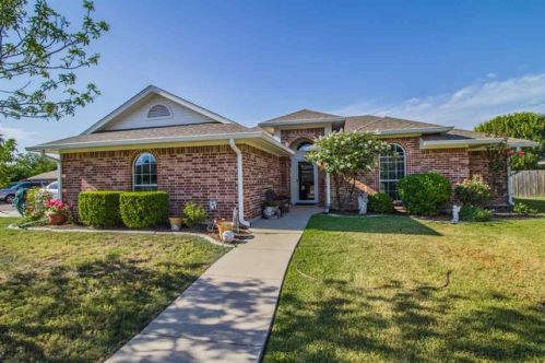 125 Jade Dr, Hewitt, TX 76643-2995