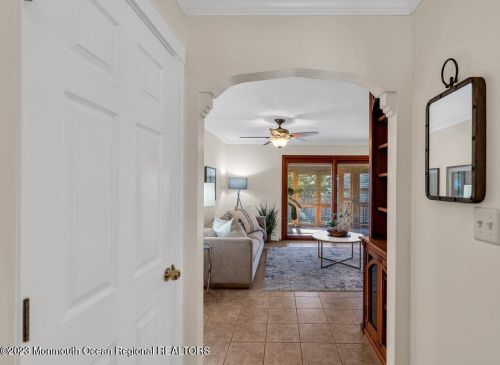 36 Roosevelt Dr, Bricktown, NJ 08724-3212