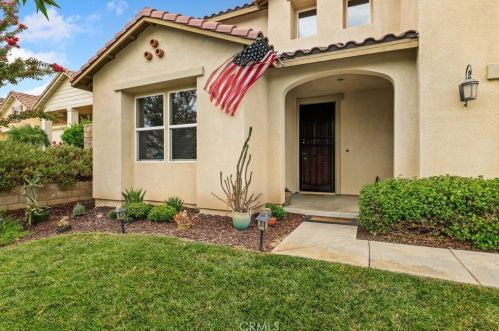 36238 Trail Creek Cir, Wildomar CA  92595-7554 exterior