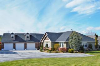 12305 Courtney Heights Ln, Yakima WA  98908-8426 exterior