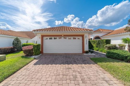 5034 Harbour Dr, Oxford, FL 34484-3779