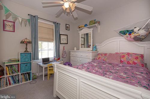 402 6th St, Laurel DE  19956-1363 exterior