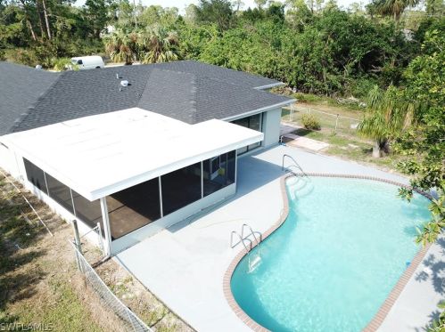 416 8th Ave, Lehigh Acres, FL 33972-4032
