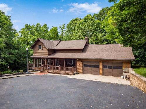 10813 Hollow Rd, Pataskala, OH 43062-9778