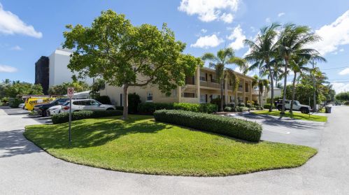 217 Gleason St, Delray Beach, FL 33483-6820