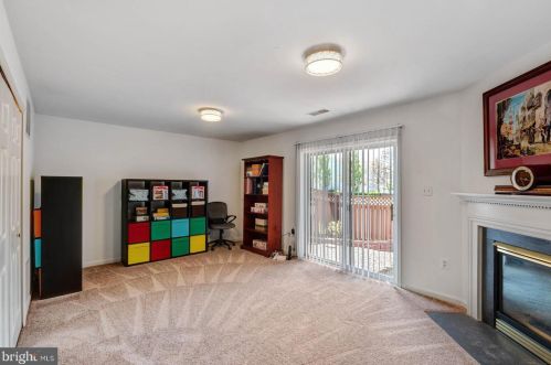 9240 Lorton Valley Rd, Lorton VA  22079-2912 exterior