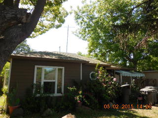 4512 42nd St, Sacramento CA  95820-3905 exterior
