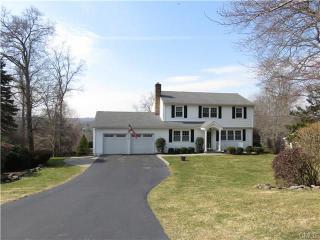 421 Adley Rd, Fairfield, CT 06825-2634