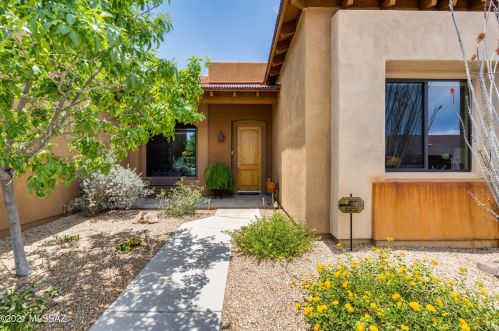 821 Rose Water Pl, Tucson, AZ 85710-2626