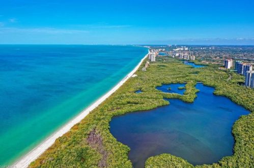 6573 Marissa Loop, Naples FL  34108-7200 exterior