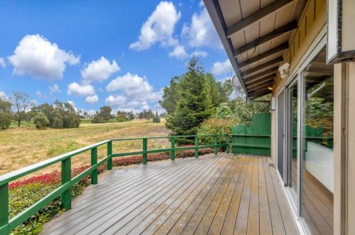 231 Donald Dr, Hollister CA  95023-6361 exterior