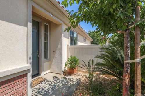 968 Wind Flower Rd, Beaumont CA  92223-8543 exterior