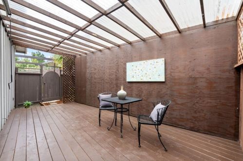 1128 Manzanita Dr, Pacifica CA  94044-4347 exterior