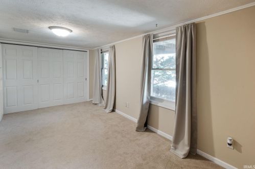 524 Rivers Edge Ct, Mishawaka IN 46544-4173 exterior