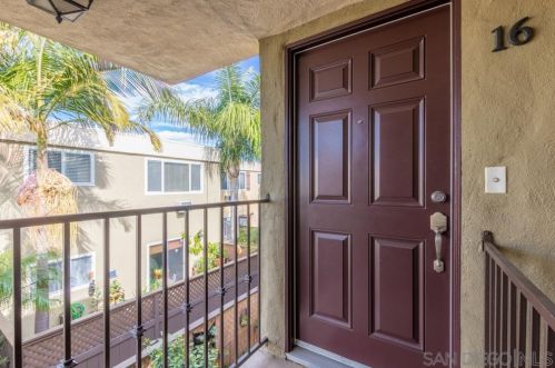 6750 Beadnell Way, San Diego, CA 92117-5140
