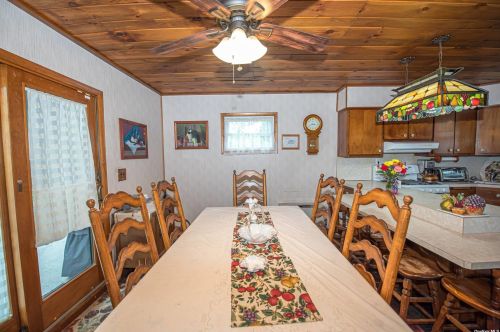 531 Rockaway St, West Islip NY  11795-1417 exterior