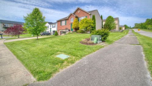 6610 Player Ct, Florence KY  41042-4234 exterior