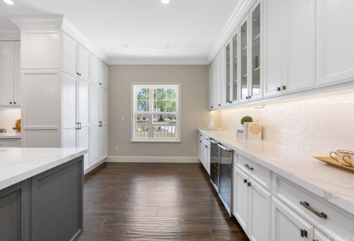 29172 Vallejo Ave, Temecula CA  92592-2302 exterior