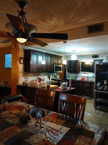 1131 Largo Dr, Orlando, FL 32839-2814
