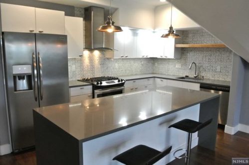 44 Duer Pl, Union City NJ  07086-6910 exterior