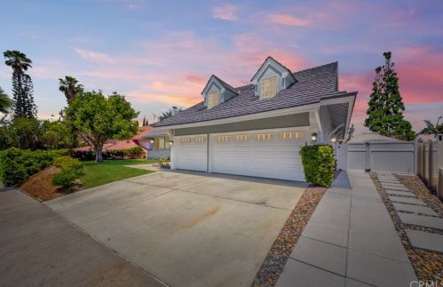 1017 Las Palmas Dr, Fullerton, CA 92835-1443