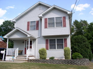 941 Kennedy Blvd, Manville NJ  08835-2219 exterior