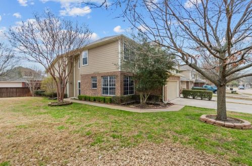 8628 Forest Highlands Dr, Plano, TX 75024-7711