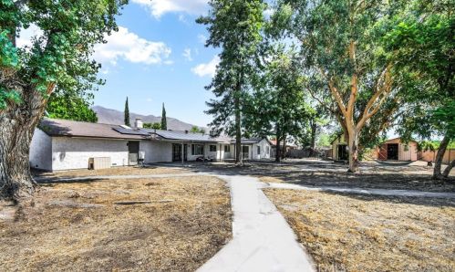 762 Peach St, San Jacinto CA  92583-2804 exterior