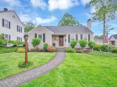 438 Main St, Wallingford, CT 06492-2275