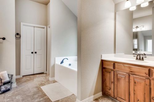 116 Venado Ct, Azle TX  76020-3643 exterior